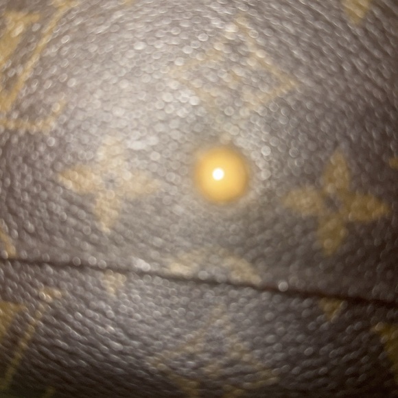 Louis Vuitton Coated Canvas Wallet - Picture 7 of 8